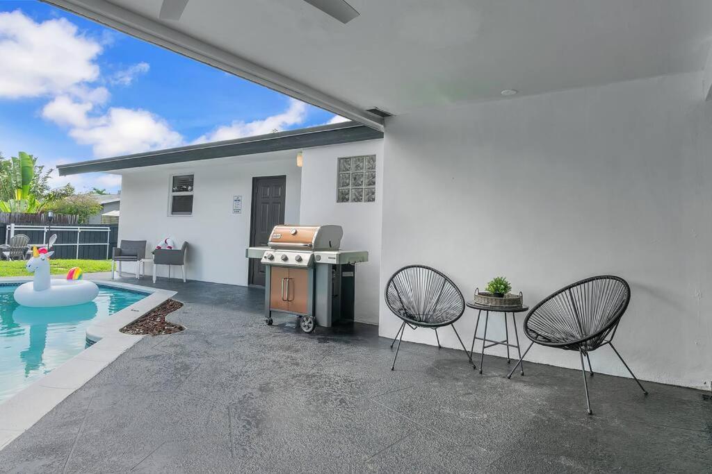 Traveler's Dream Heated Pool 24/7 Gym Hot Tub *