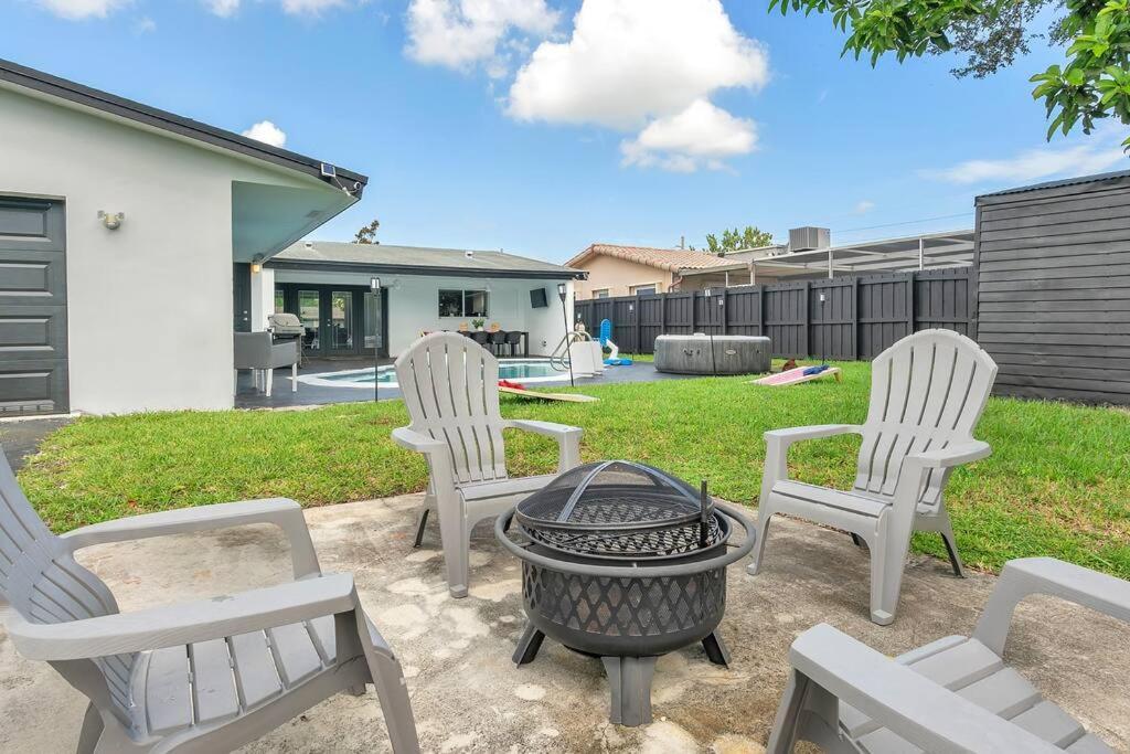 Traveler's Dream Heated Pool 24/7 Gym Hot Tub *